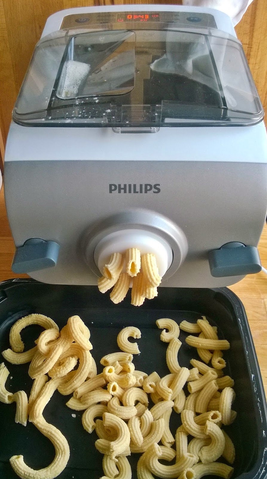 Herkkusuun lautasella Ruokablogi Philips Pasta Maker