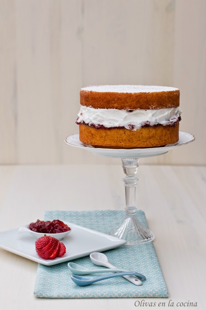 Bizcocho Victoria Olivas en la cocina