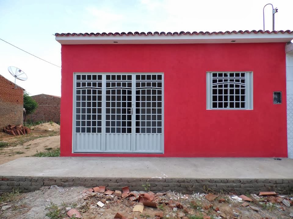 VENDE-SE UMA CASA NO BAIRRO BELA VISTA EM CARNAÍBA