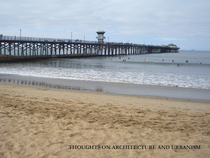 THOUGHTS ON ARCHITECTURE AND URBANISM Is Seal Beach´s pier for