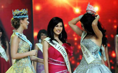 Indonesia on Menarik Ketika Mahkota Miss Indonesia Nyangkut Di Rambutratiz Online
