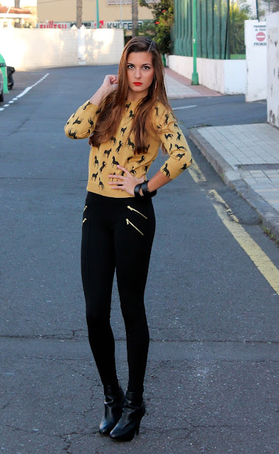 Morrison Marilyn Rosa Lederpantoffeln - Unisex Ethnischer Print