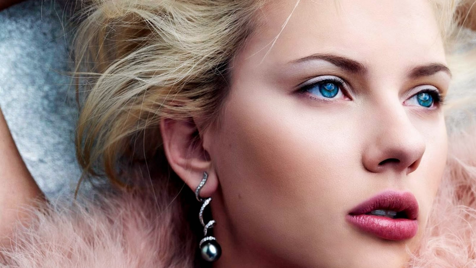 Wallpaper Scarlett Johansson HD Wallpaper Scarlett Johansson HD