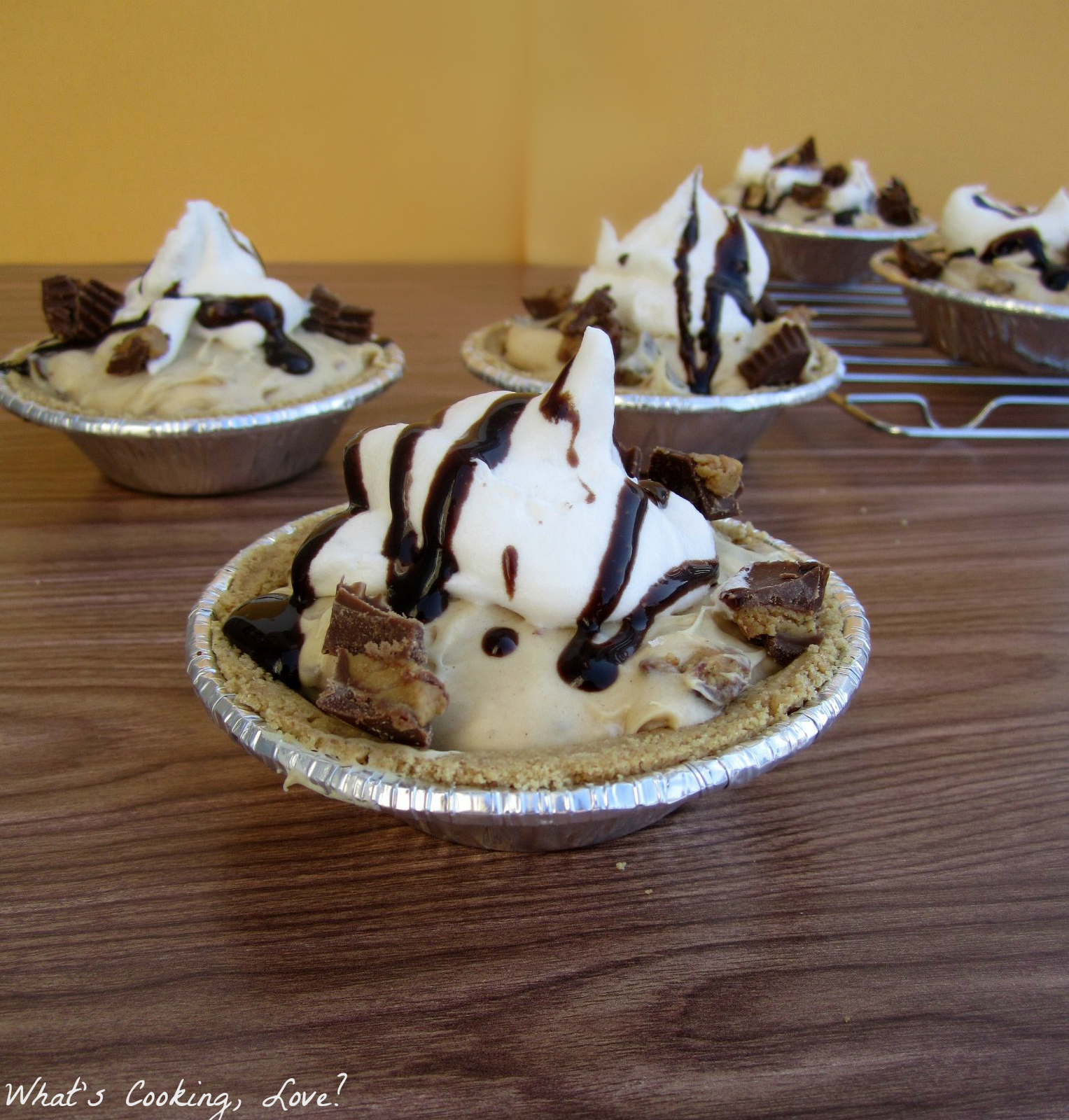 Mini Reese's Peanut Butter Pies Whats Cooking Love?