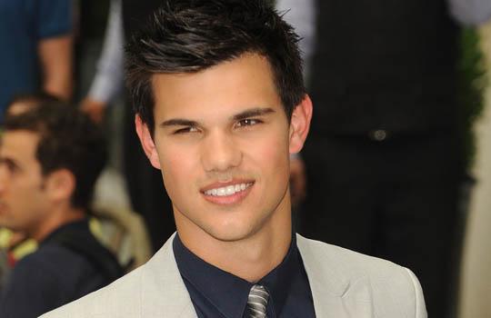 News: Taylor Lautner esta confirmado no filme "Incarceron". 2