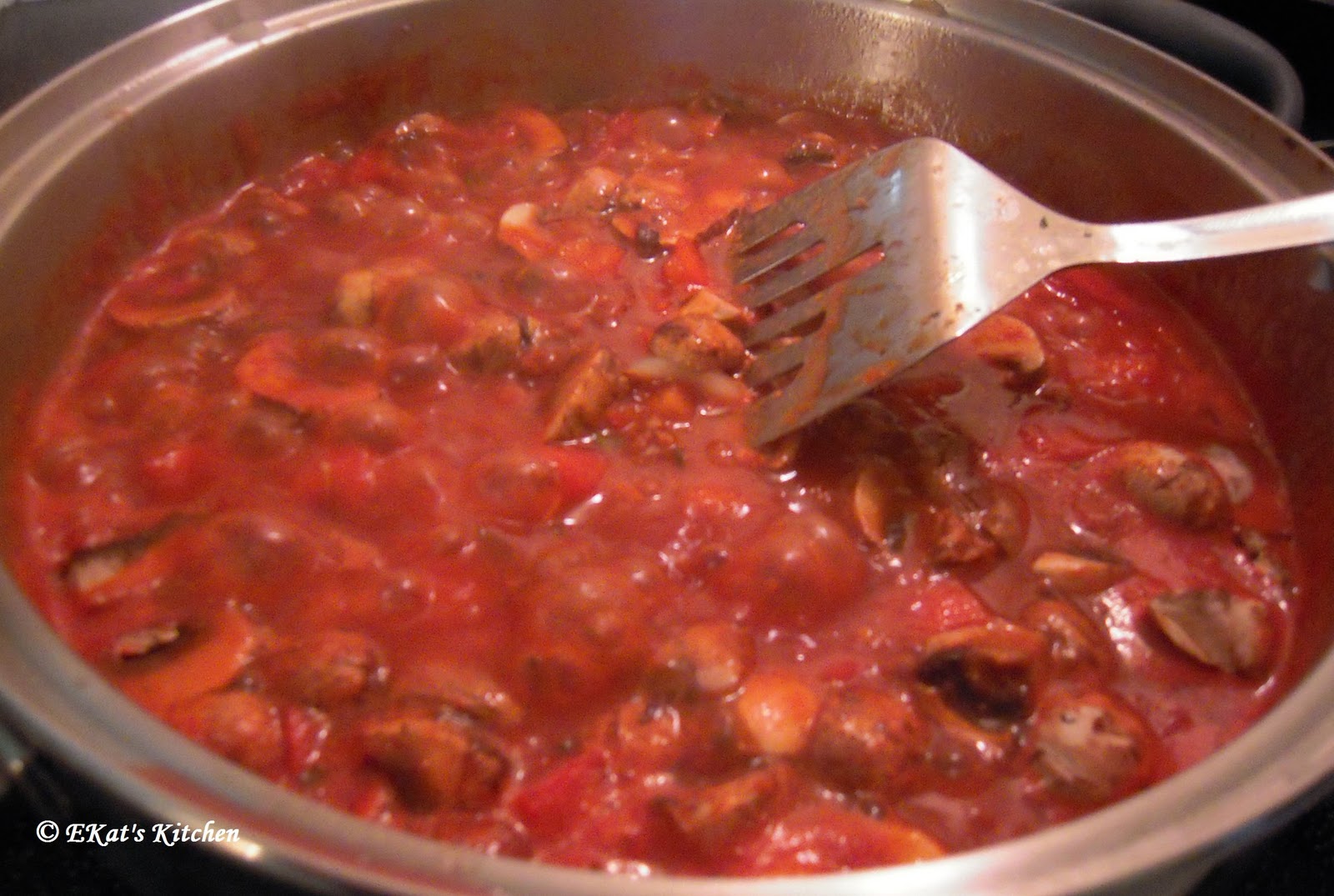 EKat's Kitchen Erin's Fabulous Spaghetti Sauce (for Carnivores)