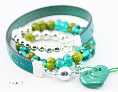 Damen Lederarmband mit Perlen Damen Lederarmband mit Gravur Handgestempelt