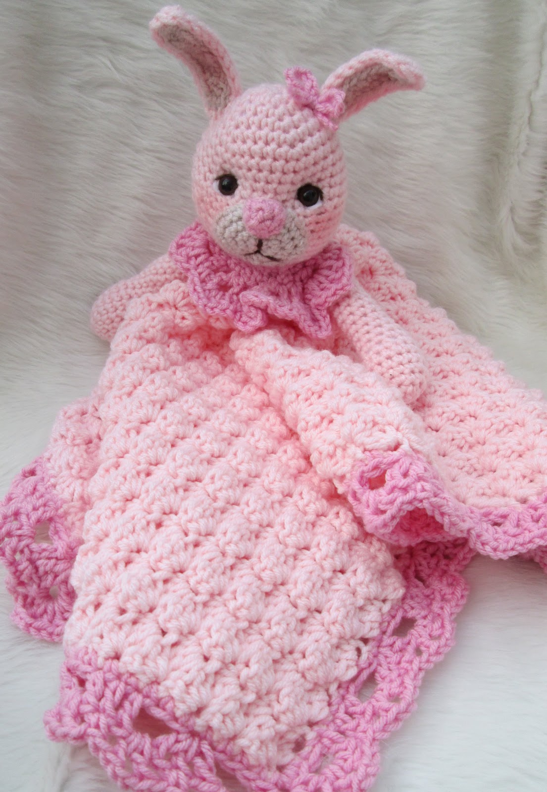 Teri's Blog: New Bunny Huggy Blanket Pattern