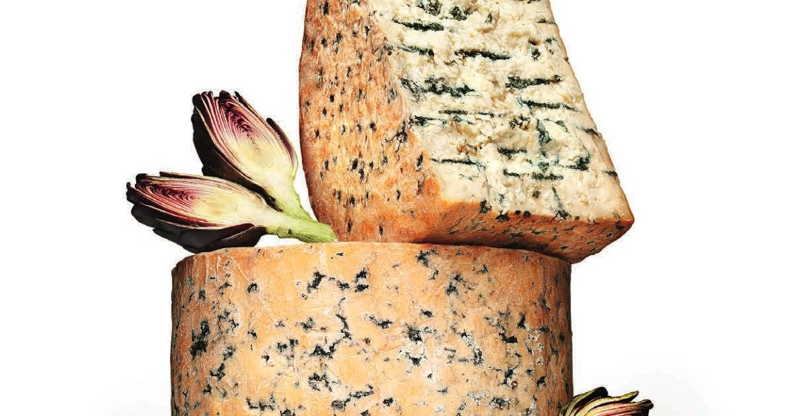 The Supreme Plate Flavortism Wisconsin Bleu Cheese