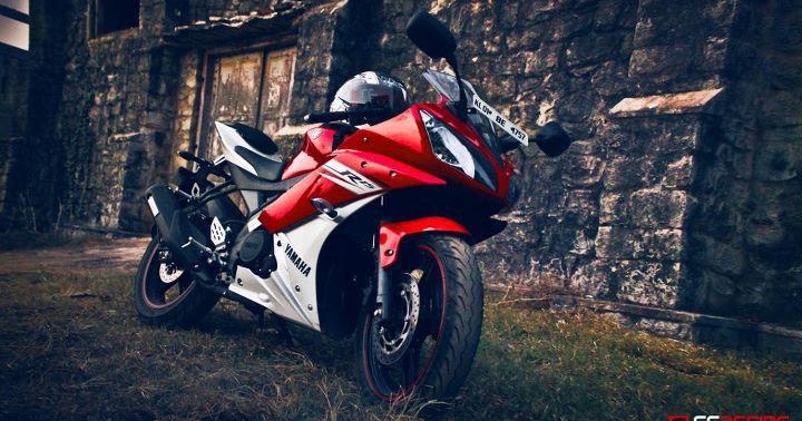 Yamaha R15 v2 Wallpapers| india | Price |specifications | Review | top  speed | Latest 2013: Yamaha R15 v2