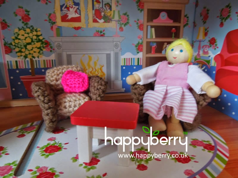 Happy Berry Crochet Crocheted Dolls House Furniture Armchair Pattern