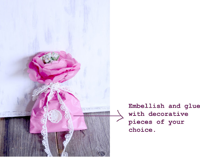 Curiositaellya Pretty Jewelry Tissue Gift Wrap {Tutorial}