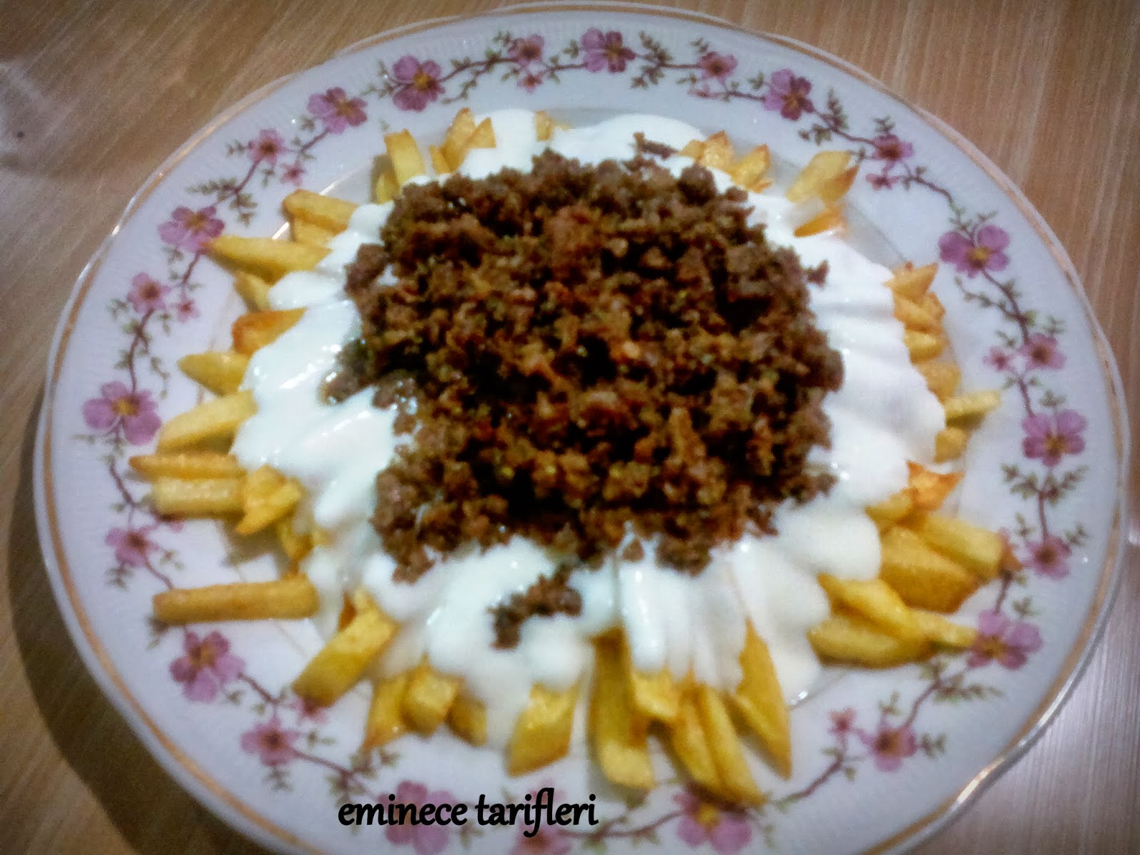 ÇÖKERTME KEBABI TARİFİ (Çökertme Kebabı Nasıl Yapılır) ÇÖKERTME KEBABI TARİFİ (Çökertme Kebabı Nasıl Yapılır)