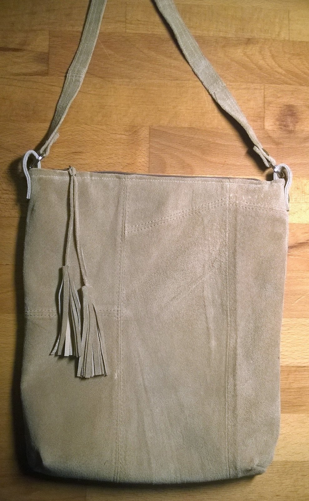 Mokkalaukku kierrätysnahasta DIY suede purse, recycled leather