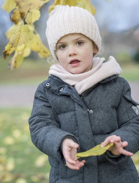 Princess Estelle of Sweden was photographed in the garden at Haga Palace. "Autumn Greetings from Haga" 