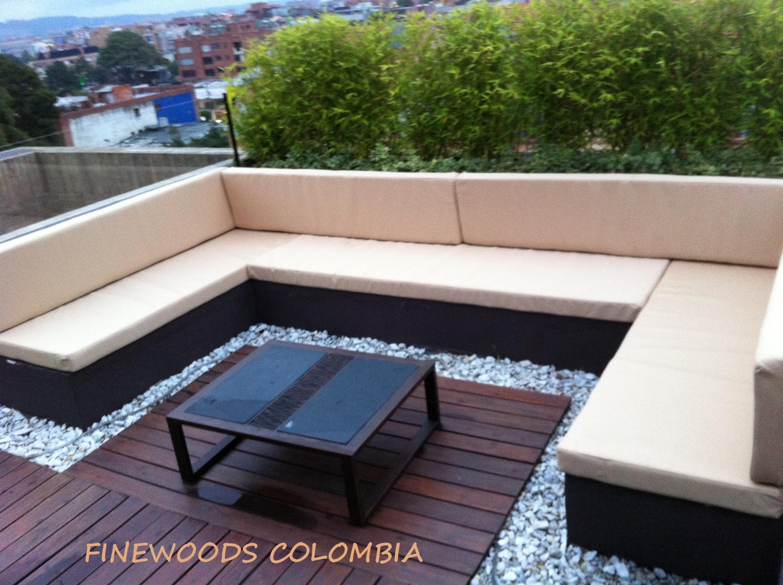 FINEWOODS COLOMBIA: MUEBLES EXTERIOR