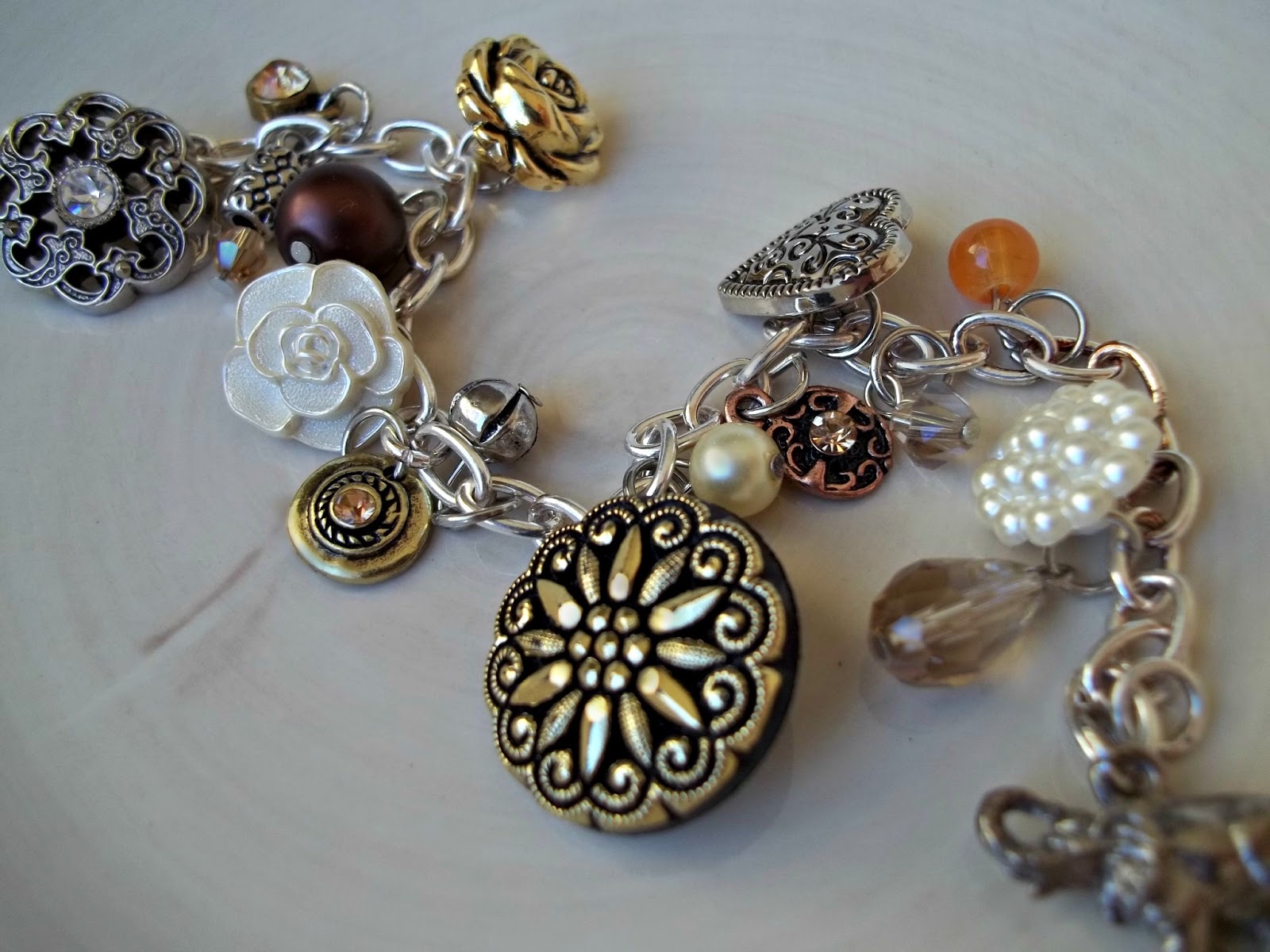 Cut, Craft, Create Make Your Own Charm Bracelet (Using Buttons!)