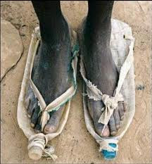 Misteri Penemuan Sandal Jepit Misteri Penemuan Sandal Jepit.alamindah121.blogspot.com