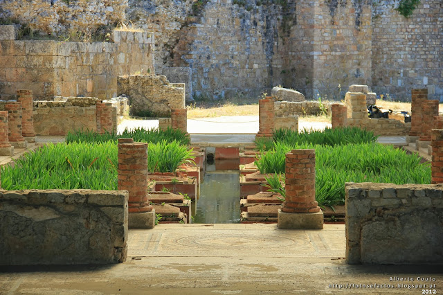 Os jardins da Casa dos Repuchos - Conímbriga-http://fotosefactos.blogspot.com