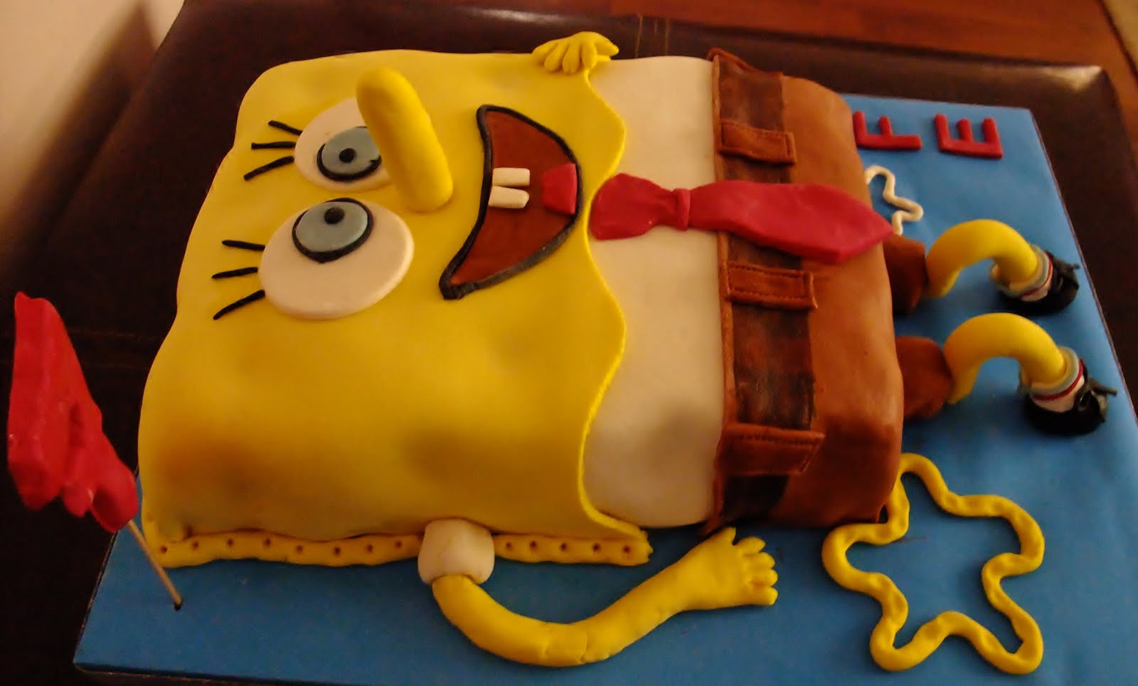İpek Butik Pasta ,Çikolata ve Kurabiye sünger bob pastası