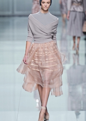 Dior Fall 2012 http://pinterest.com/pin/573153490046712010/