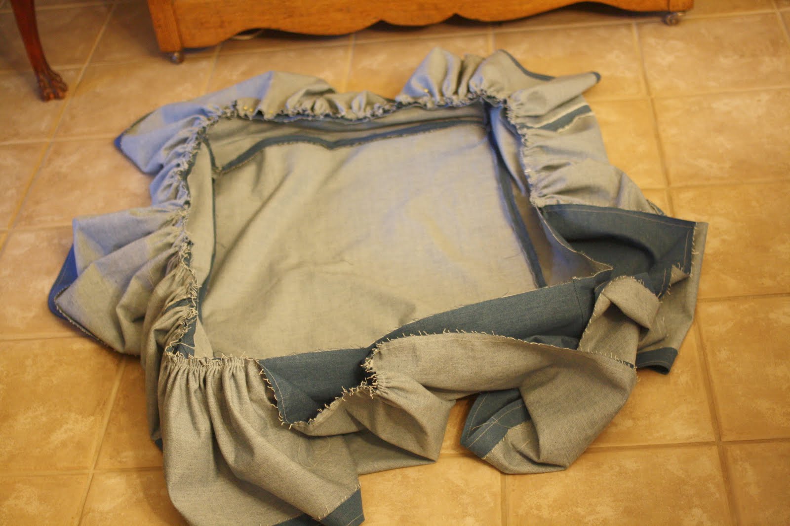 Rose How To Make a Slip Cover For An Ottoman...