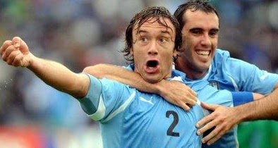 فورلان يبدي اقتناعه بفوز أوروجواي ولوجانو يؤكد سعادته بالهدفين	 33