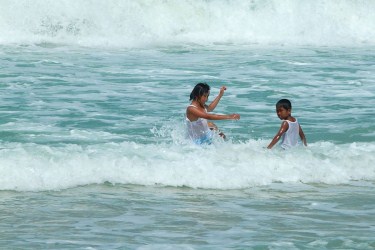 berenang