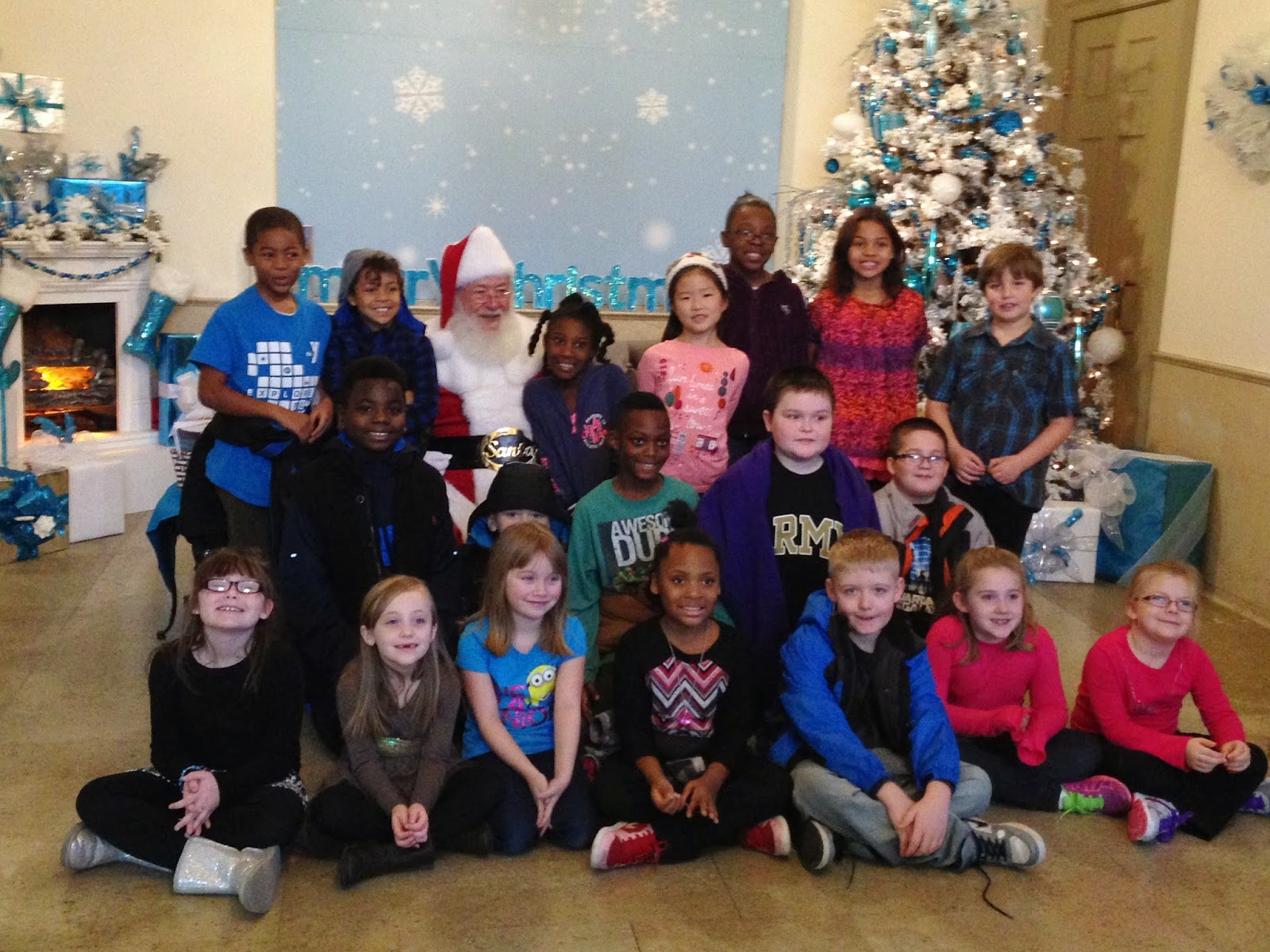 Talking Taylor Schools HOLLAND ELEMENTARY SCHOOL Students visit The Henry