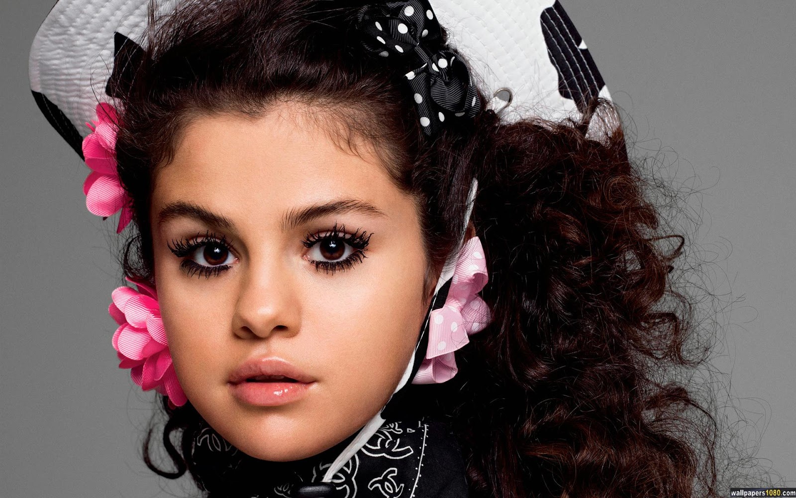 Selena Gomez HD Wallpapers