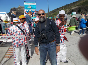 With the "Quando Quando" singers at Hout Bay.