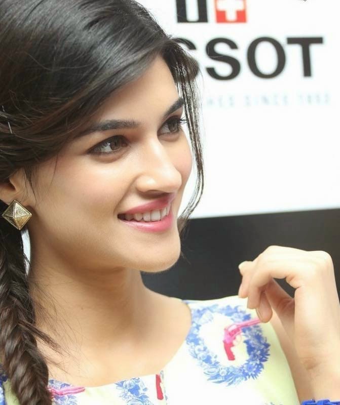Kriti Sanon hot HD Wallpapers - Kriti Sanon Hot Stills Kriti Sanon hot HD Wallpapers - Kriti Sanon Hot Stills