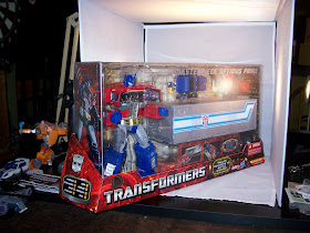 One Per Case Transformers Masterpiece Toys R Us Exclusive Mp 10 Optimus Prime