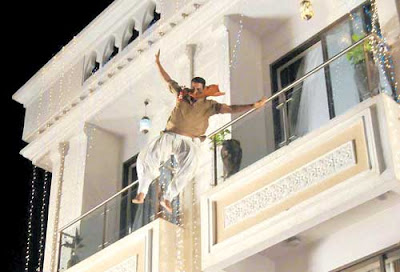 Akshay Kumar Dangerous Stunts for cinema 'Khiladi 786' On location Stills