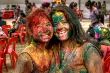 indian girls wallpapers. Set these Holi wallpapers onto