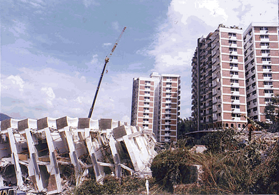 THE DUST OF TITAS Bencana Alam di Malaysia