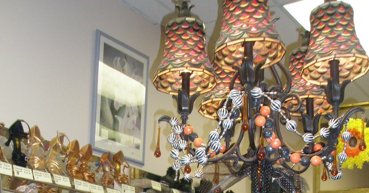 Décor de Provence A Charming Little Dance Store...