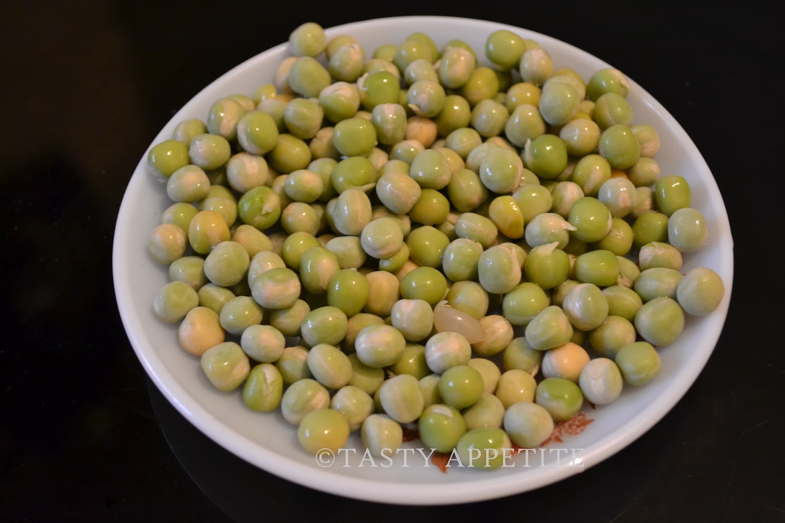 Green Peas Masala / Masala Matar / Restaurant Style Gravy