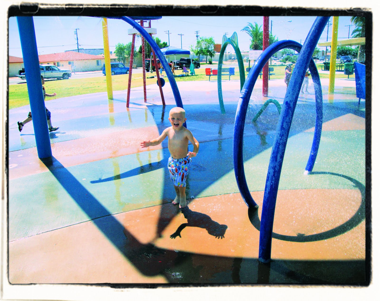 Sweet life of the Smith's: Splash pad fun