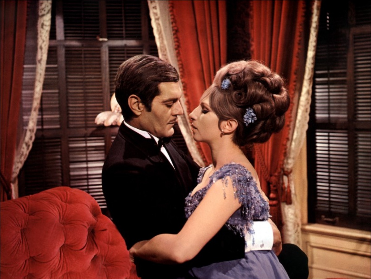 http://4.bp.blogspot.com/-_msDZnrDxoE/TuBI2W90S_I/AAAAAAAACNI/NrvfSK8KsOQ/s1600/funnygirl2.jpg