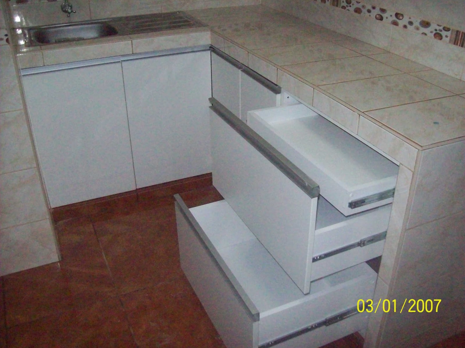 Integrales Muebles en melamina,aluminio y vidrio Muebles de Cocina Integrales Muebles en melamina,aluminio y vidrio Muebles de Cocina