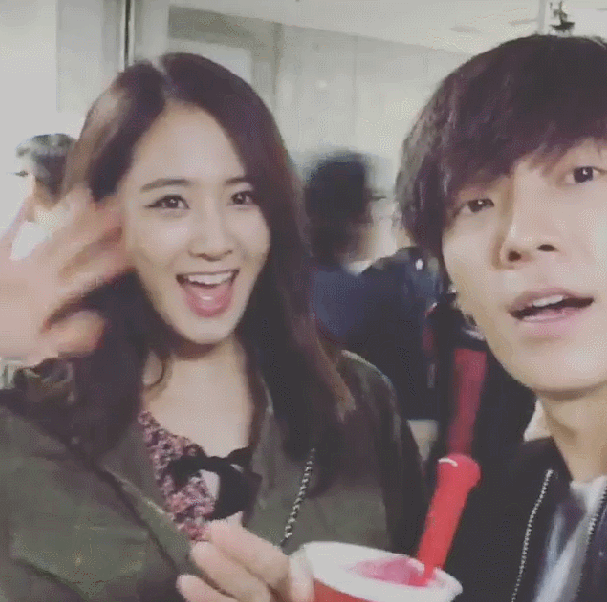 동해 인스타그램에 올라온 소녀시대 유리 움짤 - 뽐뿌:연예인포럼 동해 인스타그램에 올라온 소녀시대 유리 움짤