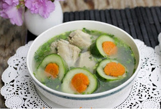 Cucumber Soup with Pork Chop Recipe (Canh Dưa Leo Sườn Non) Cucumber Soup with Pork Chop Recipe (Canh Dưa Leo Sườn Non)
