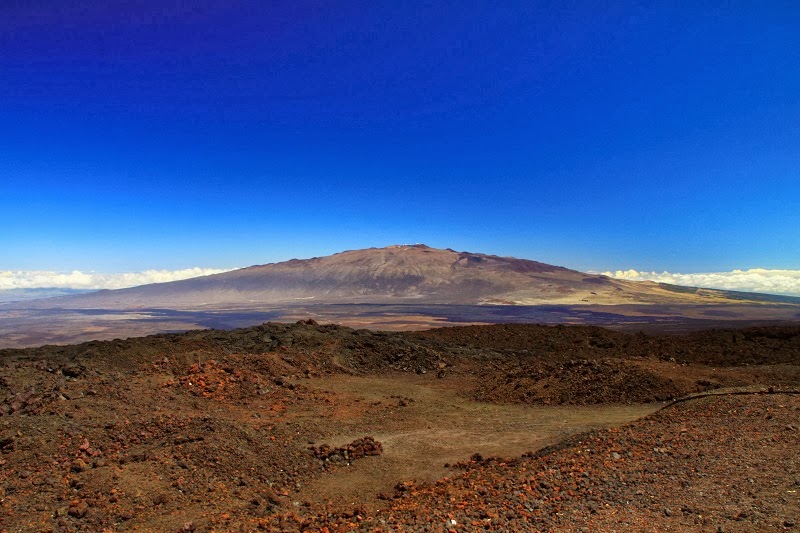 Mauna+Loa,+Hawaii+-+Top+10+Stunning+Volcanoes+Around+the+World.jpg