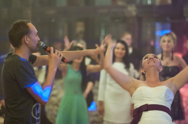 свадебный букет, свадьба в кедах, сиренево-желтая свадьба, свадебная фотосессия в Харькове, невеста и кеды, букет для невесты, свадебный фотограф недорого свадебный букет, свадьба в кедах, сиренево-желтая свадьба, свадебная фотосессия в Харькове, невеста и кеды, букет для невесты, свадебный фотограф недорого