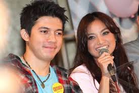 Lirik Lagu Ada Cinta Acha Septriasa Irwansyah Zonakamu Ada band pemain cinta lirik. zonakamu