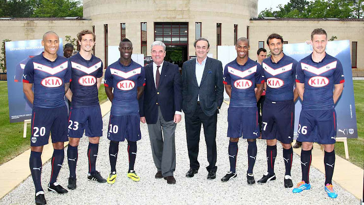 Bordeaux+14-15+Home+Kit.JPG