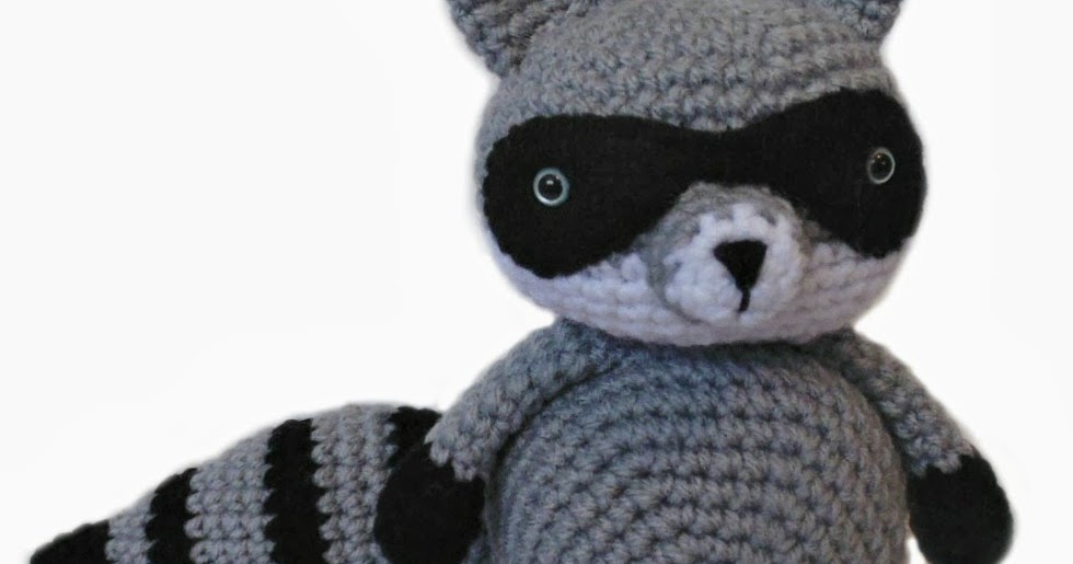 Bandit The Amigurumi Raccoon ~ Amigurumi To Go