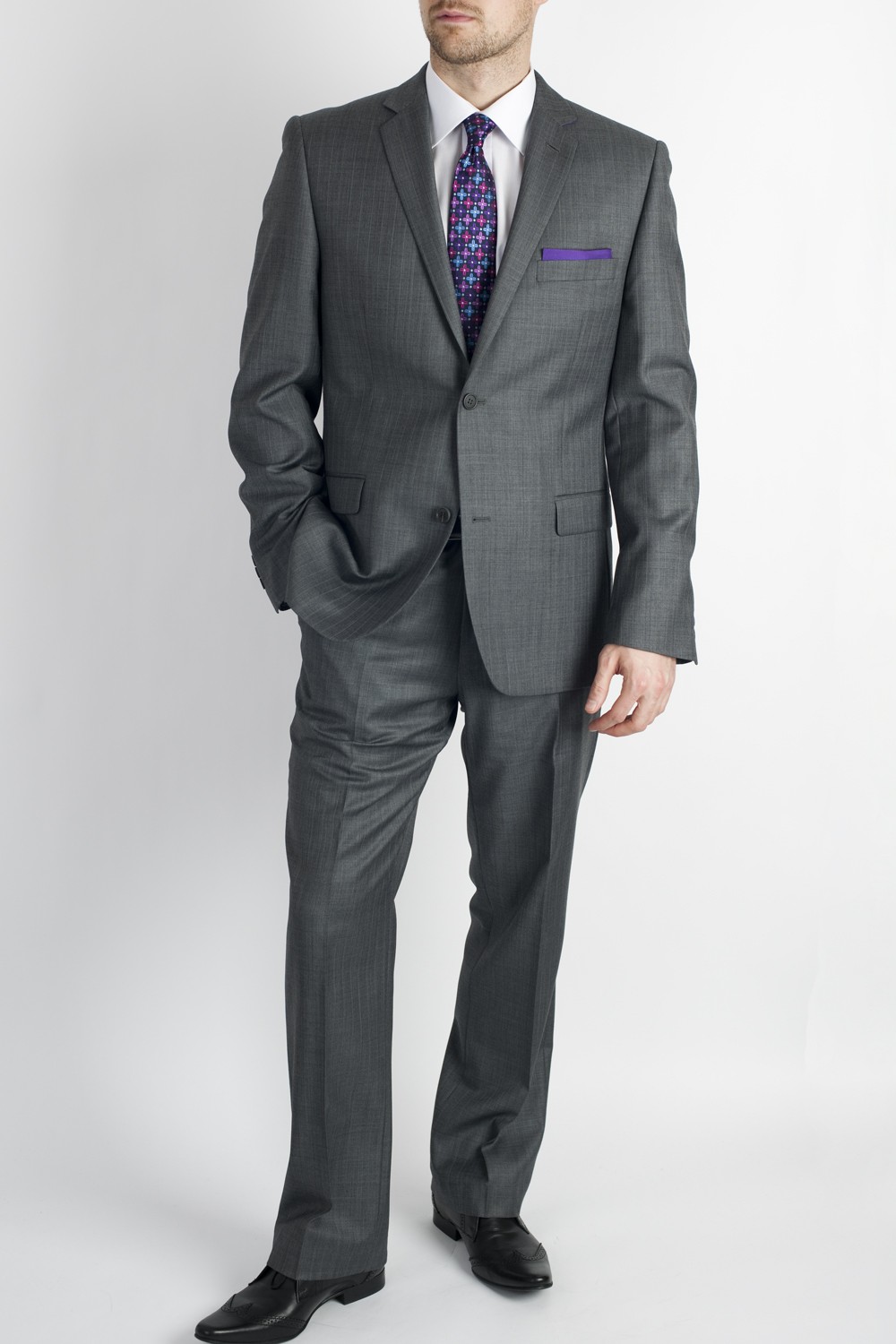 Moss bros shoes Moss Bros. discount codes and coupons December For formal and business attire, head to Moss Bros. and take advantage of the delectable discount codes and coupons up for grabs. Moss Bros. is the one-stop shop that can fulfill all your formalwear needs.