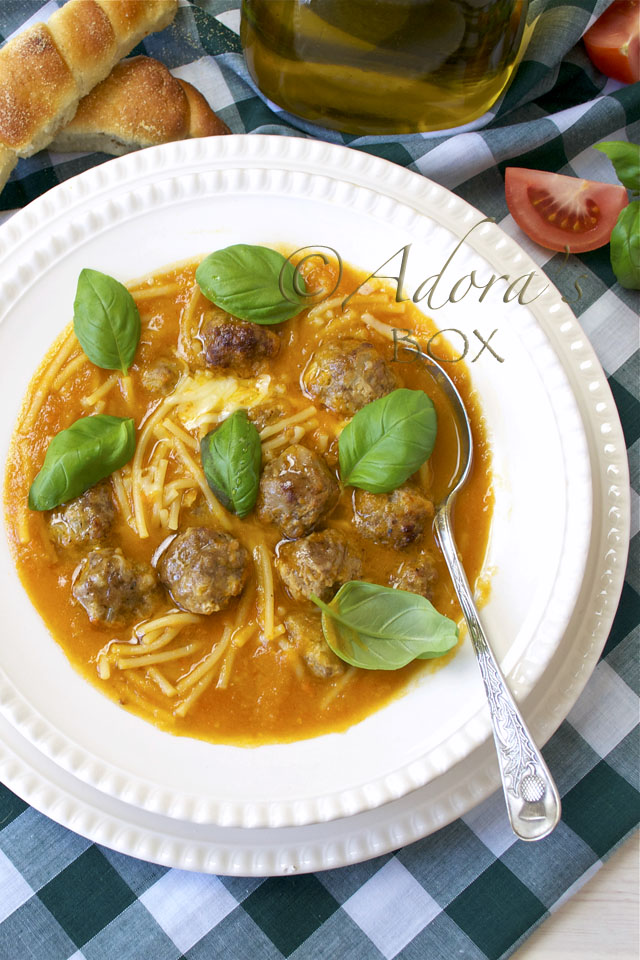Adora's Box SPAGHETTI AND MEATBALL TOMATO SOUP